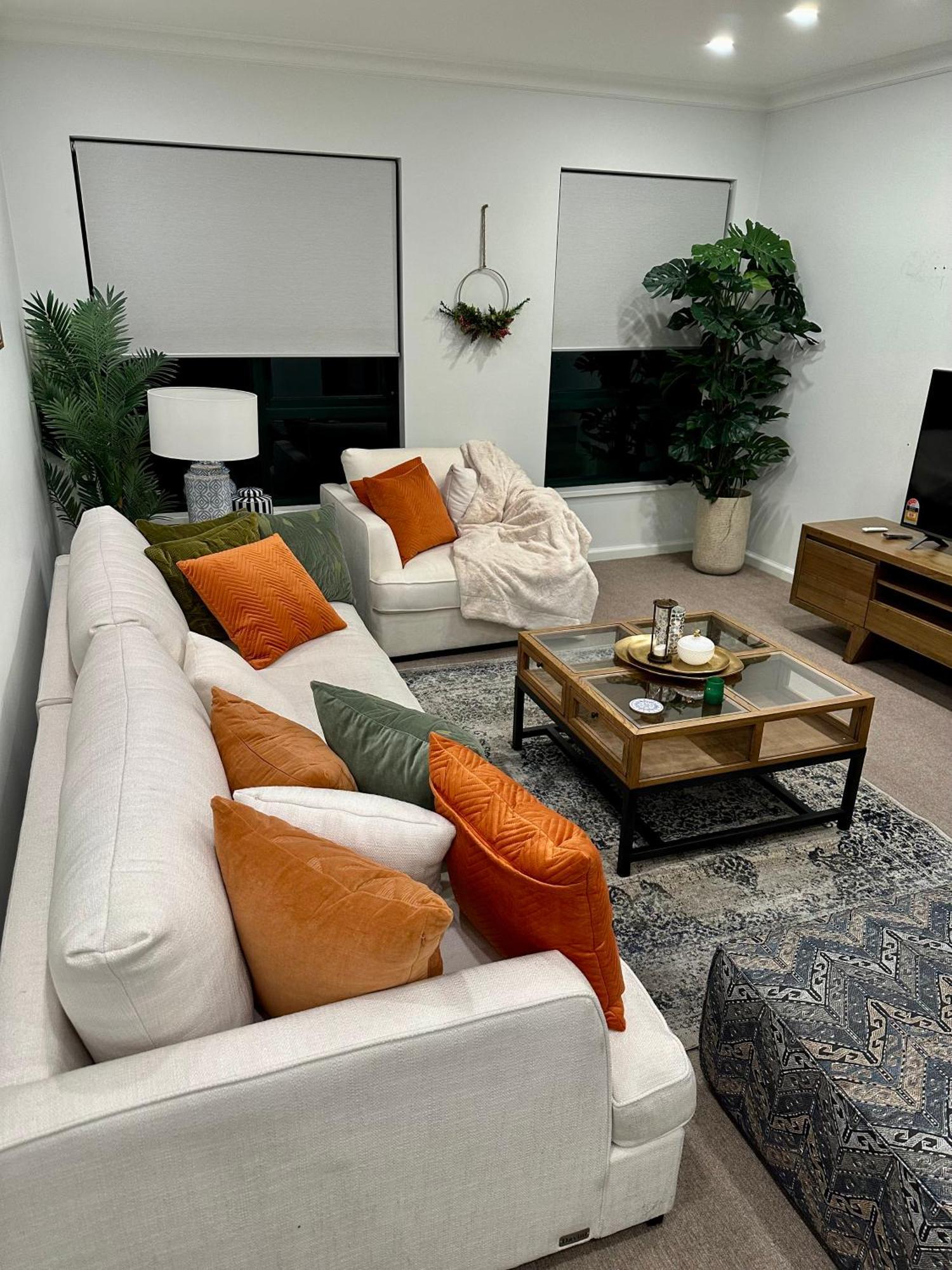 Private 1 Bed Accom With Bathroom In A 3 Bed Apartment - Melb Cbd, Regency Towers - Free Parking, Wifi And Pool Melbourne Esterno foto